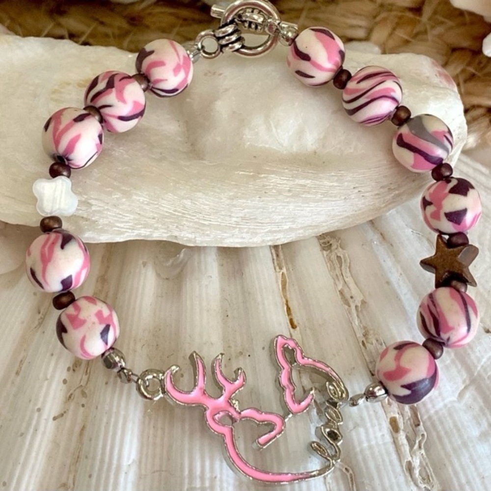 Deer Love Pink & Brown Camouflage Beaded Bracelet